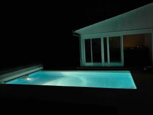 Villa au calme avec piscine et jacuzzi