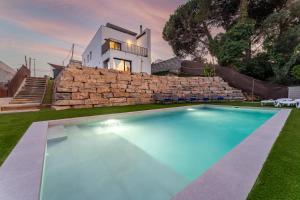 Piscina & BBQ Cerca Costa Brava