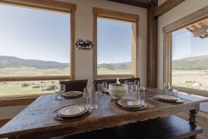 Red Mountain Cabin at The QD