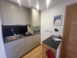 Appartement refait a neuf avec parking