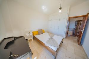 Sky & Sea, The House by the Beach