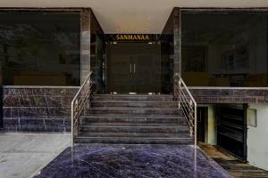 Super Townhouse OAK Clove Boutique Hotel Rajaji Nagar Near Lulu Mall Bengaluru