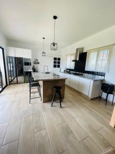 2BR Getaway Villa in Montecristi