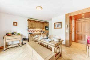 Résidence Les Alpages - 4 Pièces pour 8 Personnes MAE-1703