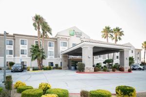 Holiday Inn Express Hotel & Suites Hesperia by IHG