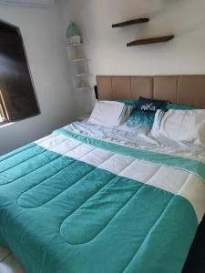 Chácara Prainha JK com piscina praia no quintal de casa