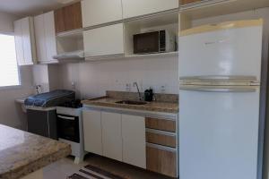 250m do Mar | Piscina e Roupas de Cama