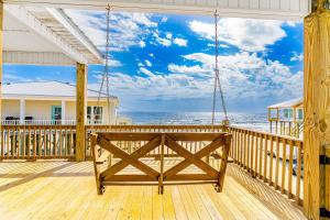 Big Group Beach Escape