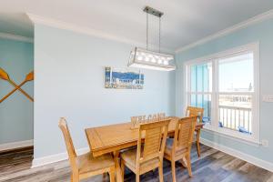 Big Group Beach Escape