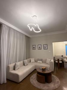 Four Seasons Apartment