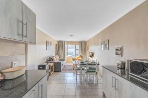 Airville Luxury Apartments, 7min Drive to Cresta Mall