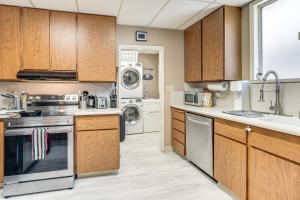 Miracle Mile Stay Classic Stockton Home with Yard!