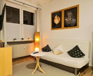 1 Zimmer Gold Studio in der City