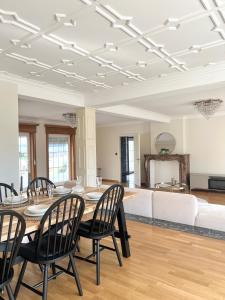 Luxury Villa Pool & Spa