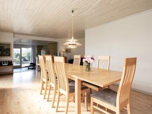 8 person holiday home in Skagen