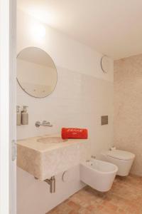 Danna Portuguese Design House Porta 10