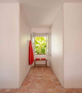 Danna Portuguese Design House Porta 7