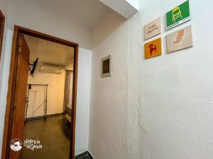 Linda suíte à 300m da Praia do Pequeá no Saco da Capela