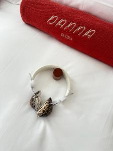 Danna Portuguese Design House Porta 7