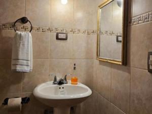 Casita colonial privada