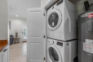 New Luxury Condo Near Beach