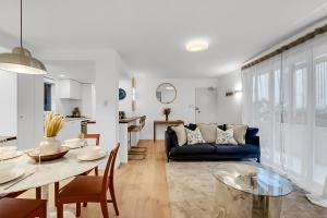 Bondi Beauty Walk to the Beach with Parking