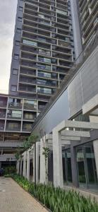 Studio Brooklin 4 min a pé metrô Borba Gato SP facilidade e conforto