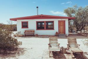 Private, peaceful cabin in North Joshua Tree - Ubytování bez kategorie ve městě Sunfair Heights