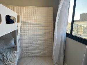 Mansão de praia para a família ao lado da Ilha do Mel