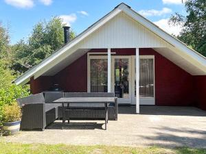 6 person holiday home in Toftlund