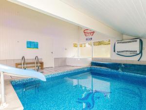 12 person holiday home in Saltum-By Traum