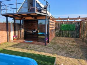 Cabaña vista al lago ypane