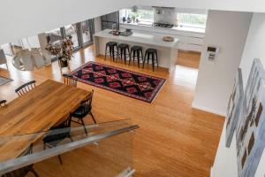 Cullen Stay Calm Connected Convenient