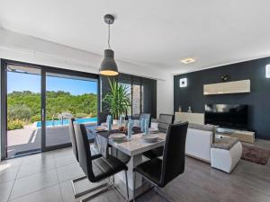 Elegant Villa in Novigrad