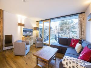 Apartment in Neukirchen by Ski Lift & Sauna