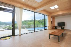 Cheongdo Nurifull House