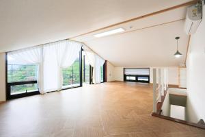 Cheongdo Nurifull House