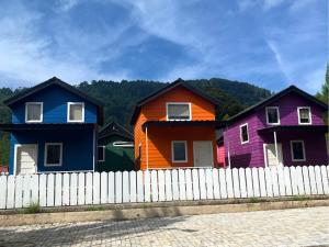 KUMA KUMI VILLAGE - Colorful Cabins in Maribaya, Lembang