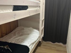 Studio au pied des pistes avec balcon et parking gratuit - FR-1-814-16