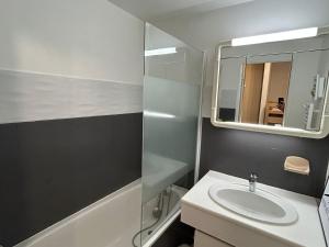 Studio confortable pour 5 personnes au pied des pistes de Super Besse - FR-1-814-3
