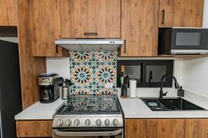 Beautiful apartment with a view of the Arch