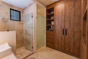 Beautiful apartment with a view of the Arch