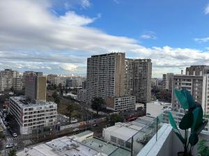 Depto Estudio frente a Mall Plaza Egaña