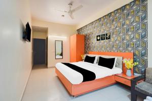 Super Townhouse Maithli Marg Sector 55 Formerly Red Roof