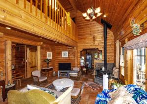 Top Hill woman only accommodation