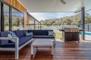 Coastal Luxe - Heated Pool, Tennis, Sauna, Acreage