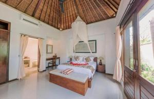 2 Chic 2BR Villas with Private Pools in Ubud Central - Side by Side, Private