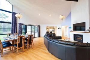 Chynoweth - Scenic Views and Secluded Luxury