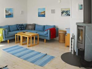 6 person holiday home in HÄLLEVIKSSTRAND-By Traum