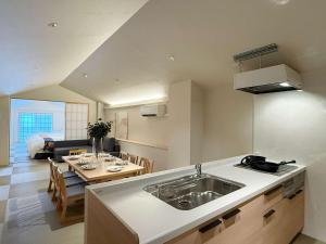 b hotel Miyajima Omotesando - Sacred Island Stay 31
